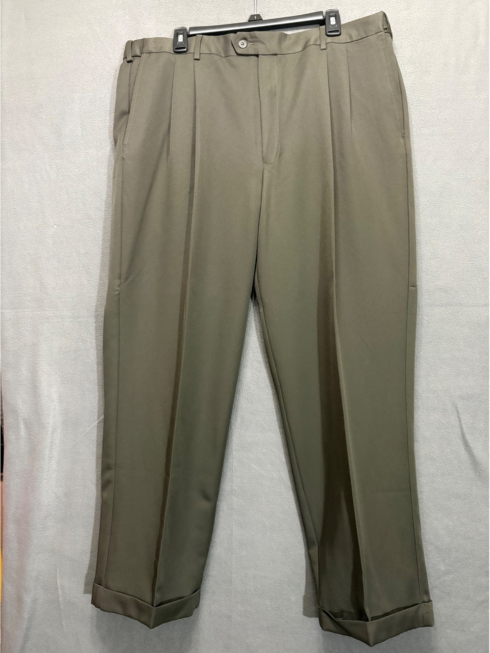 Men’s Dress Pants 40W 29L Artichoke Savane Pleated